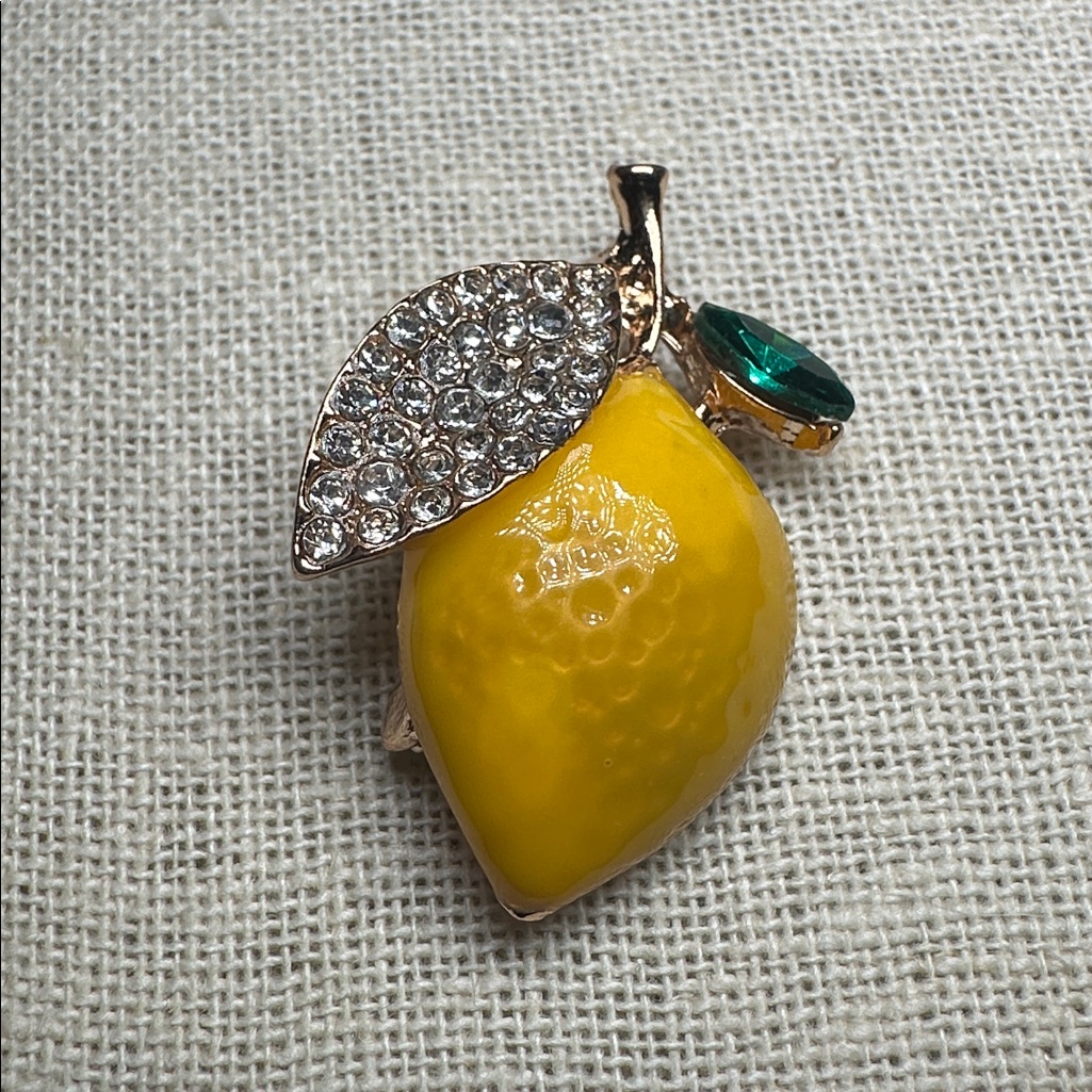 Rhinestone Lemon Brooch 22$